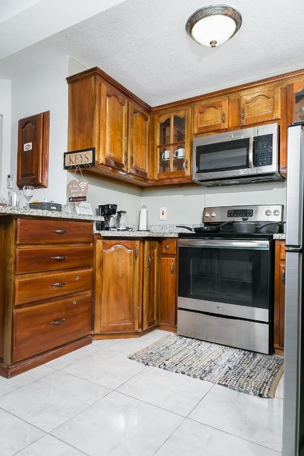 Quaint Mini-Mystic Studio! Apartment โอโชรีโอส ภายนอก รูปภาพ